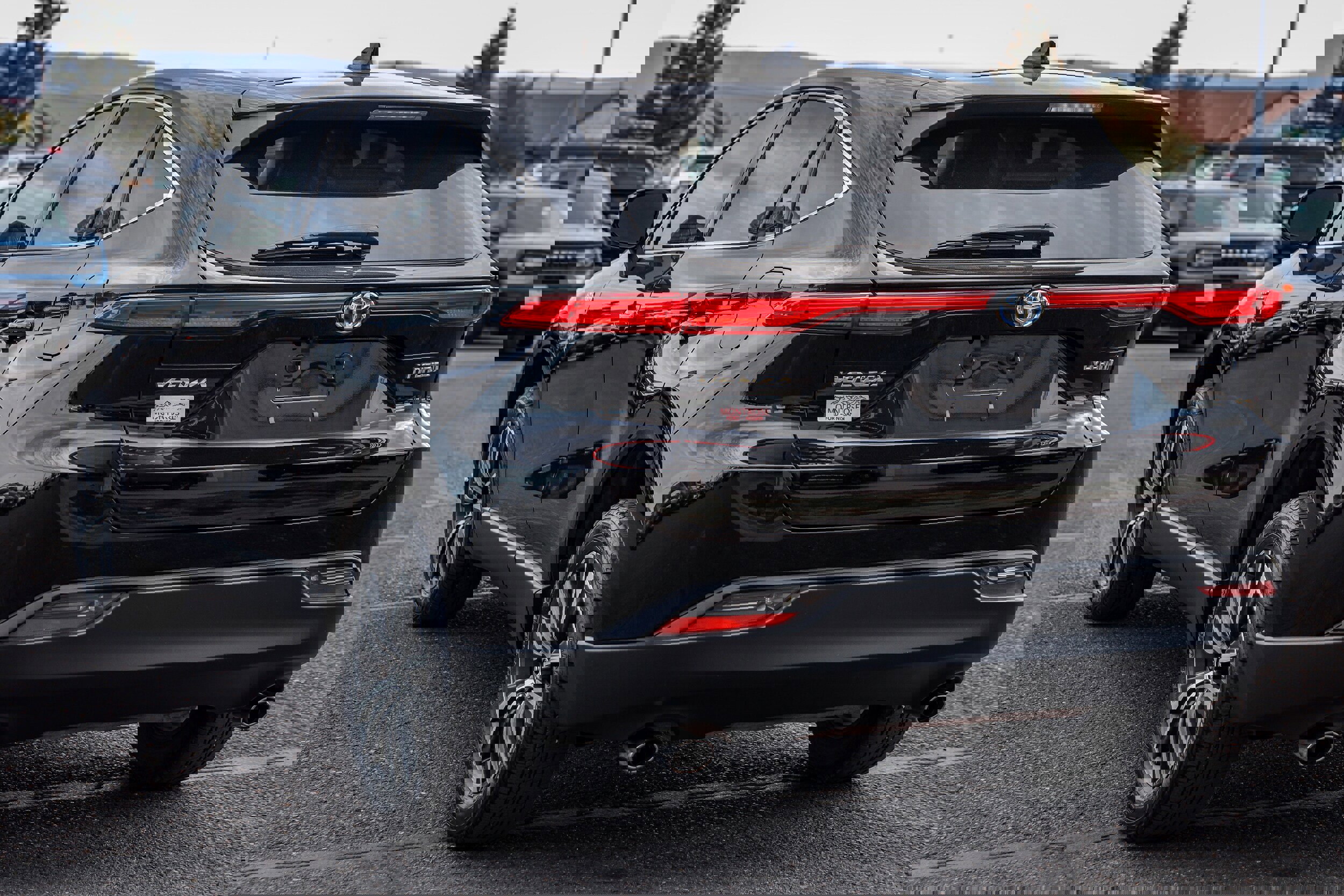 Used 2021 Toyota Venza LE image 6