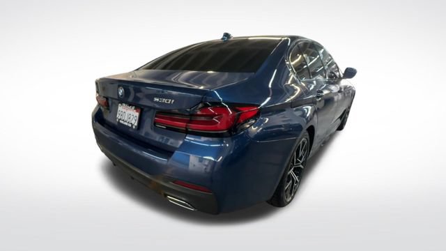 Used 2022 BMW 530i w/ M Sport Package RWD image 8