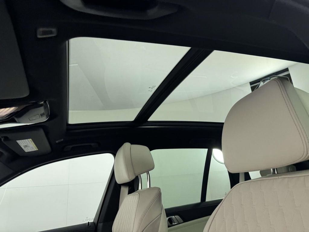 Used 2026 BMW X5 xDrive40i image 30