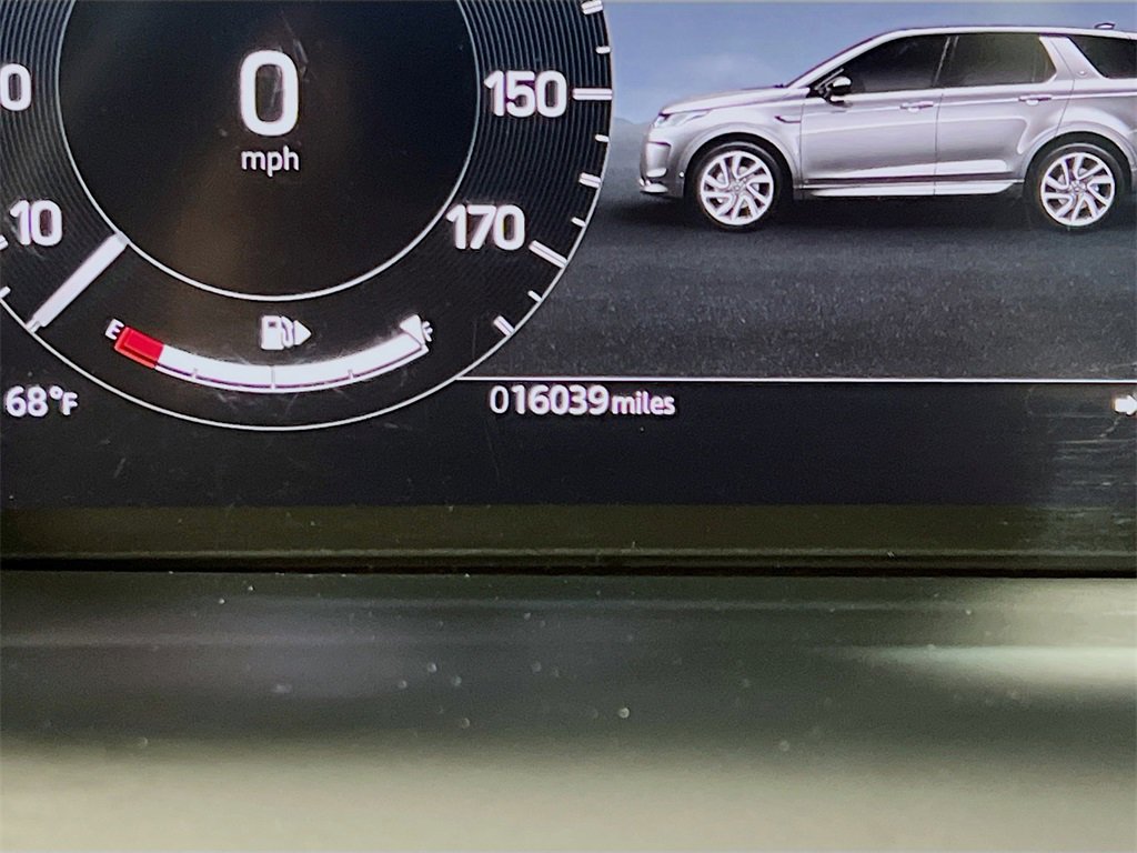Used 2024 Land Rover Discovery Sport S image 12