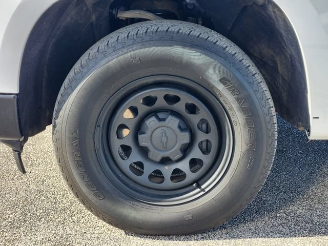 Used 2024 Chevrolet Silverado 1500 W/T w/ WT Value Package AWD/4WD image 7