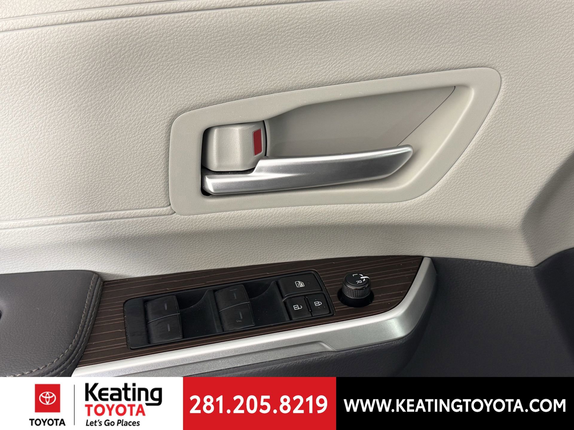 Certified 2024 Toyota Sienna XLE image 14