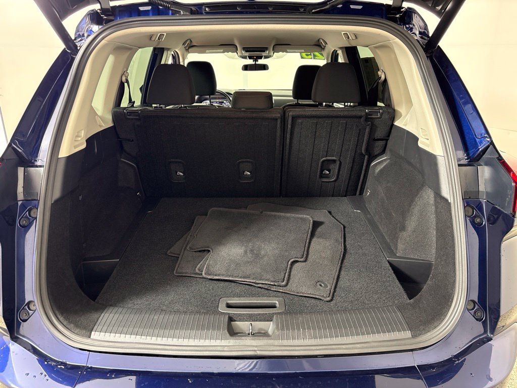 Used 2025 Nissan Rogue SV FWD image 17