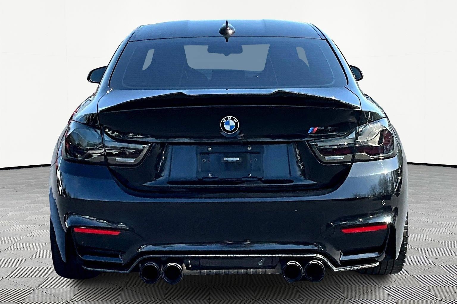 Used 2018 BMW M4 Coupe image 5