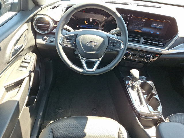 Used 2024 Chevrolet Trax ACTIV w/ Driver Confidence Package image 11