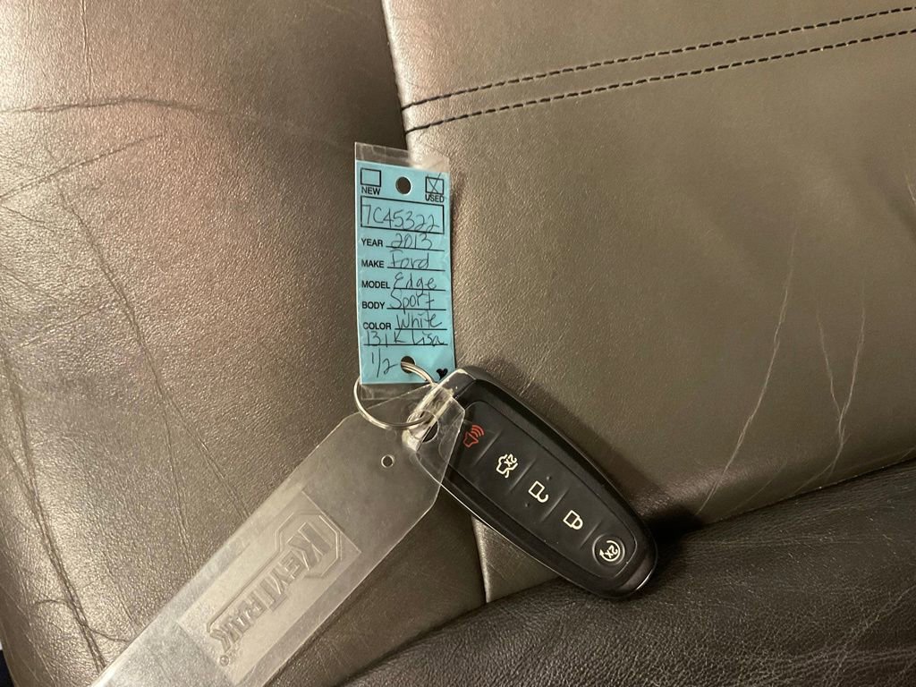 Used 2013 Ford Edge Sport w/ Driver Entry Pkg image 32