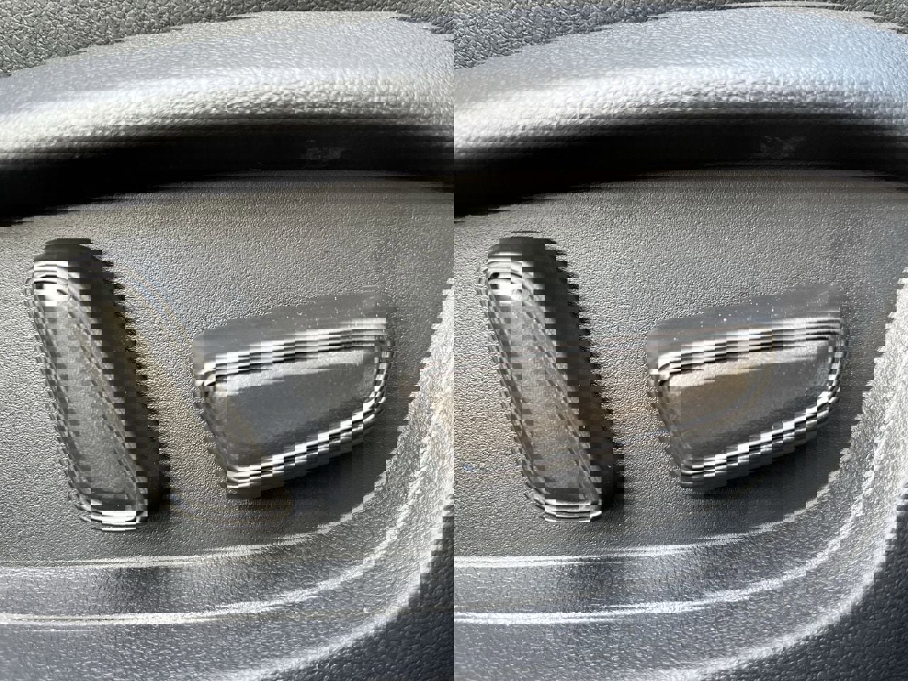 Used 2025 Toyota Camry XLE w/ Premium Package image 26