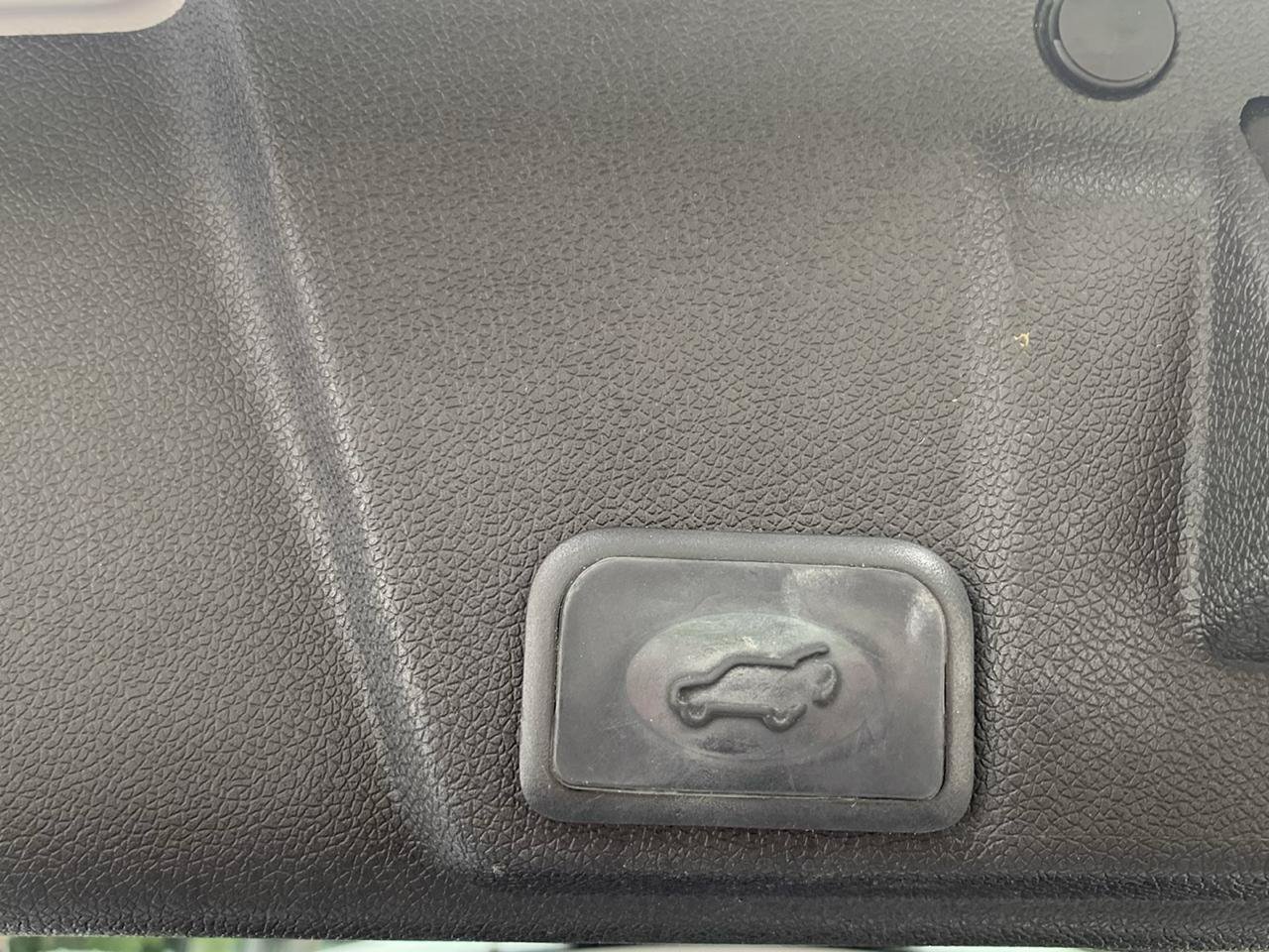 Used 2015 Chevrolet Traverse LTZ AWD/4WD image 33