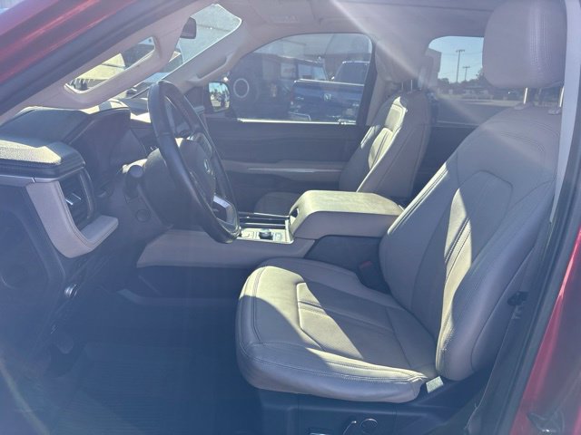 Used 2022 Ford Expedition Max Limited AWD/4WD image 13