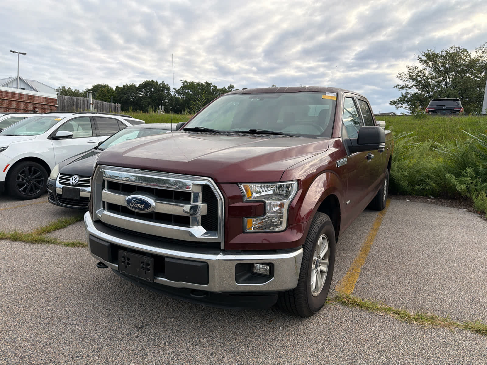 Used 2016 Ford F150 XLT w/ Equipment Group 301A Mid AWD/4WD image 9