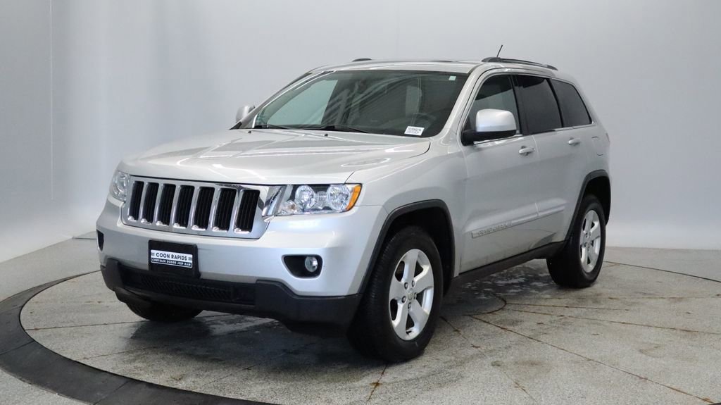 Used 2012 Jeep Grand Cherokee Laredo image 1