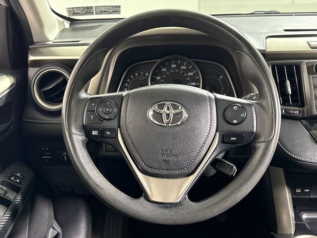 Used 2015 Toyota RAV4 XLE AWD/4WD image 26