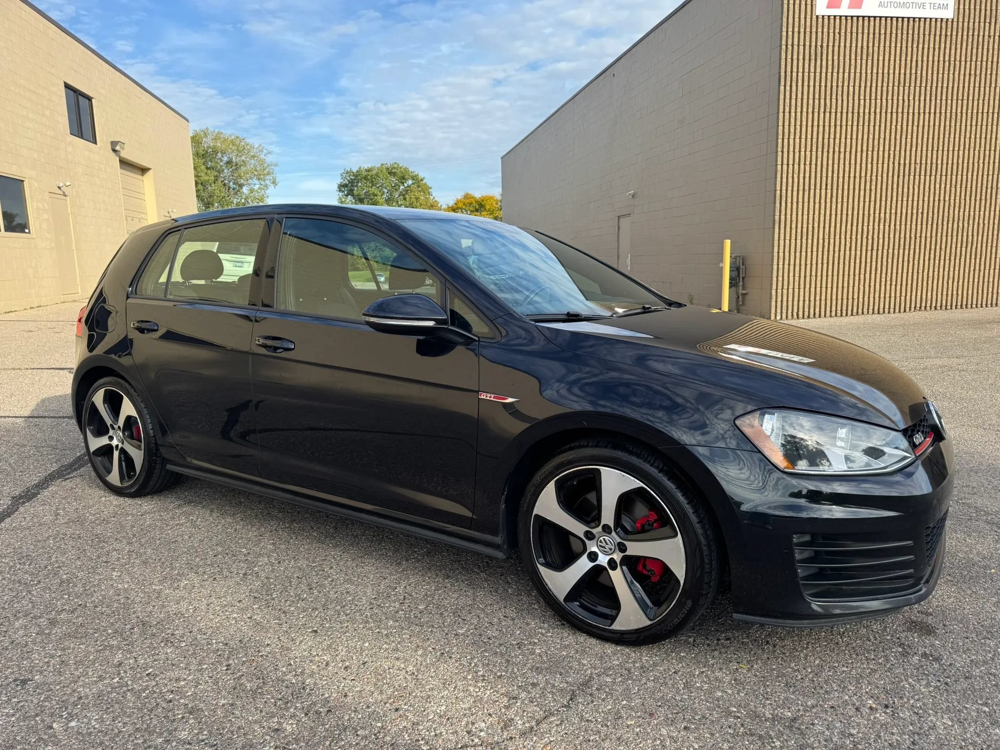 Used 2016 Volkswagen GTI S FWD image 12