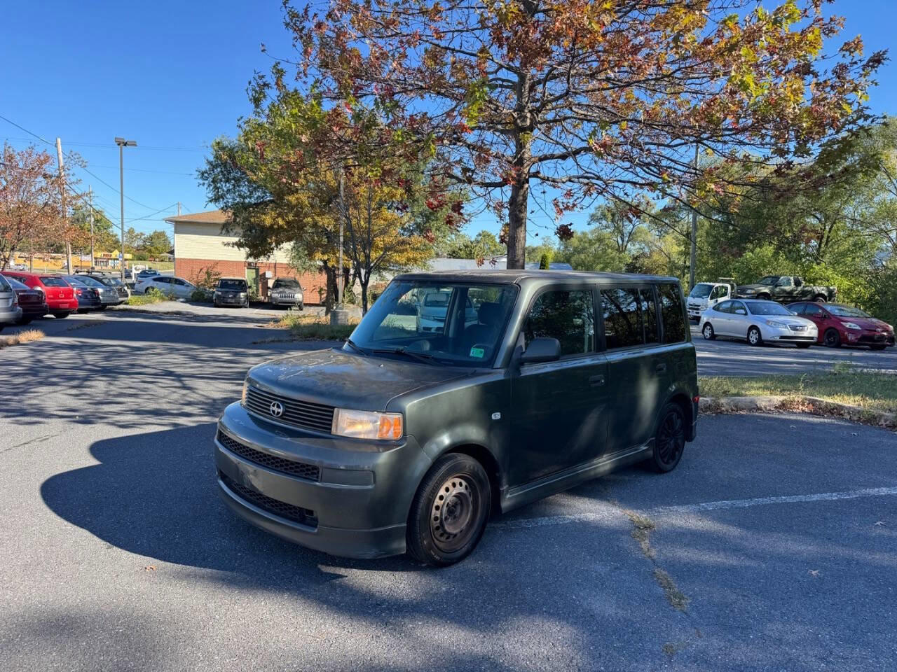 Used 2005 Scion xB image 2