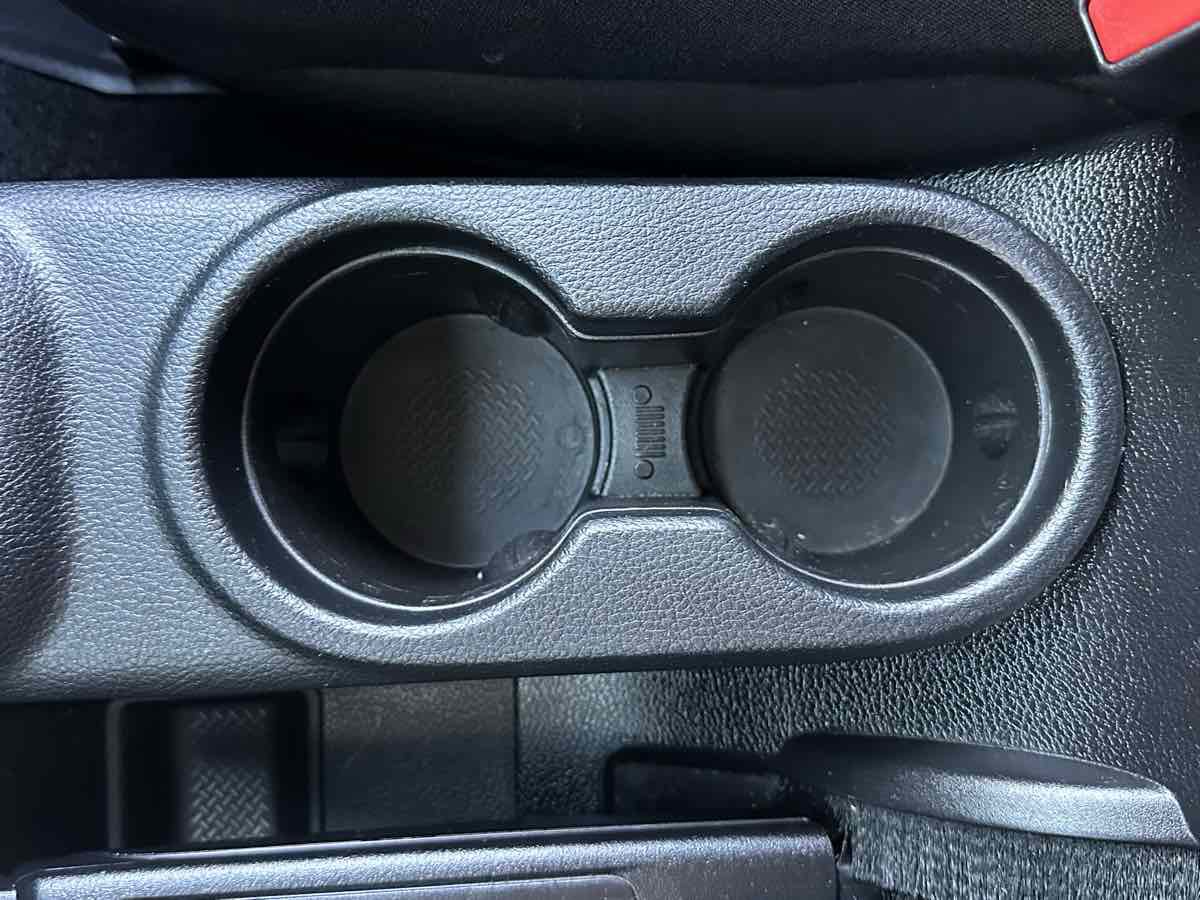 Used 2016 Jeep Wrangler Unlimited Sahara w/ Connectivity Group image 56