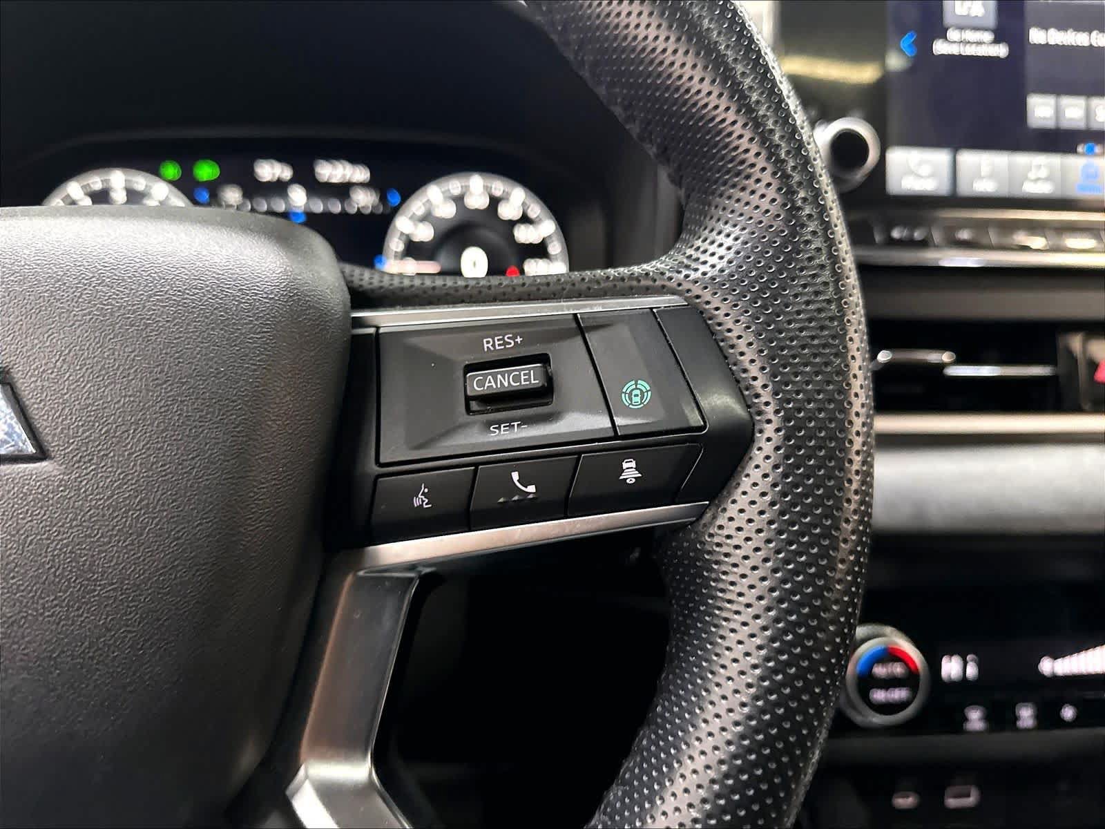 Used 2022 Mitsubishi Outlander SE AWD/4WD image 21