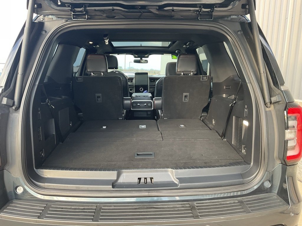 Used 2022 Ford Expedition Limited image 24