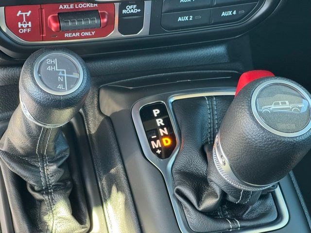 New 2026 Jeep Gladiator Sport AWD/4WD image 24