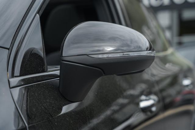 Certified 2024 Mercedes-Benz GLC 43 AMG 4MATIC w/ Driver Assistance Package image 17