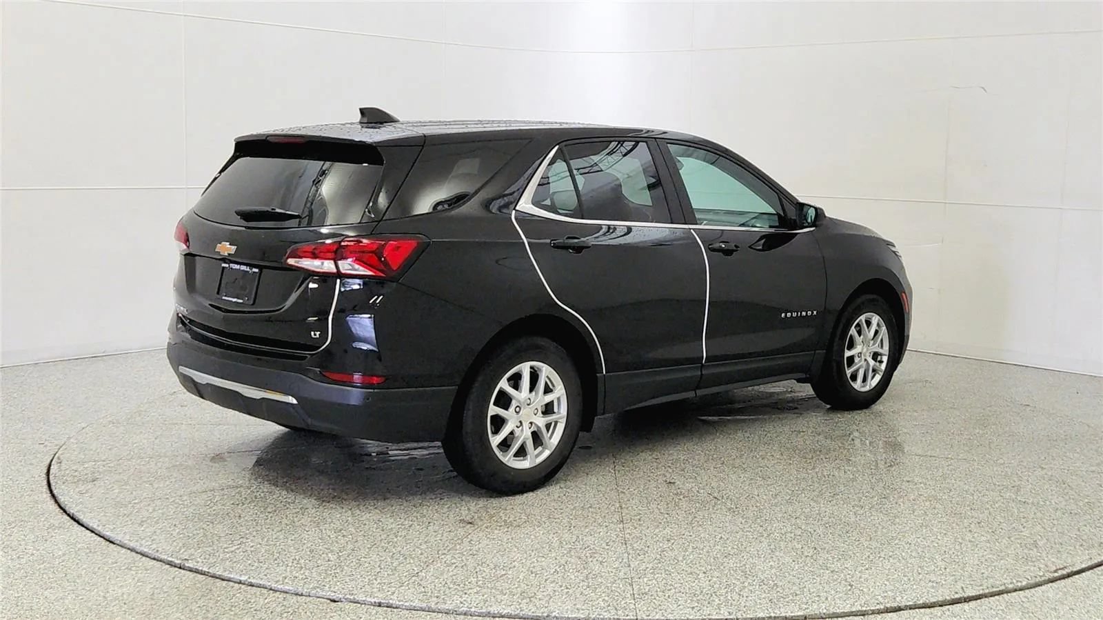 Used 2023 Chevrolet Equinox LT FWD image 7