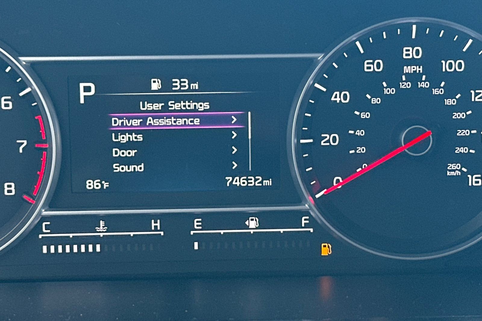 Used 2023 Kia Sorento LX image 30