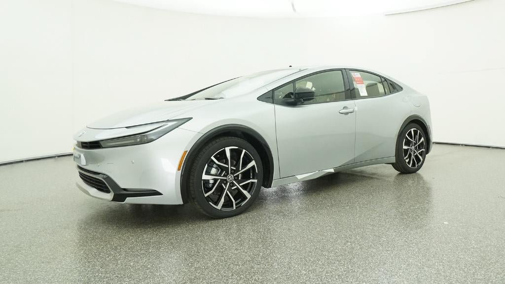 New 2026 Toyota Prius Plug-In Hybrid FWD image 17