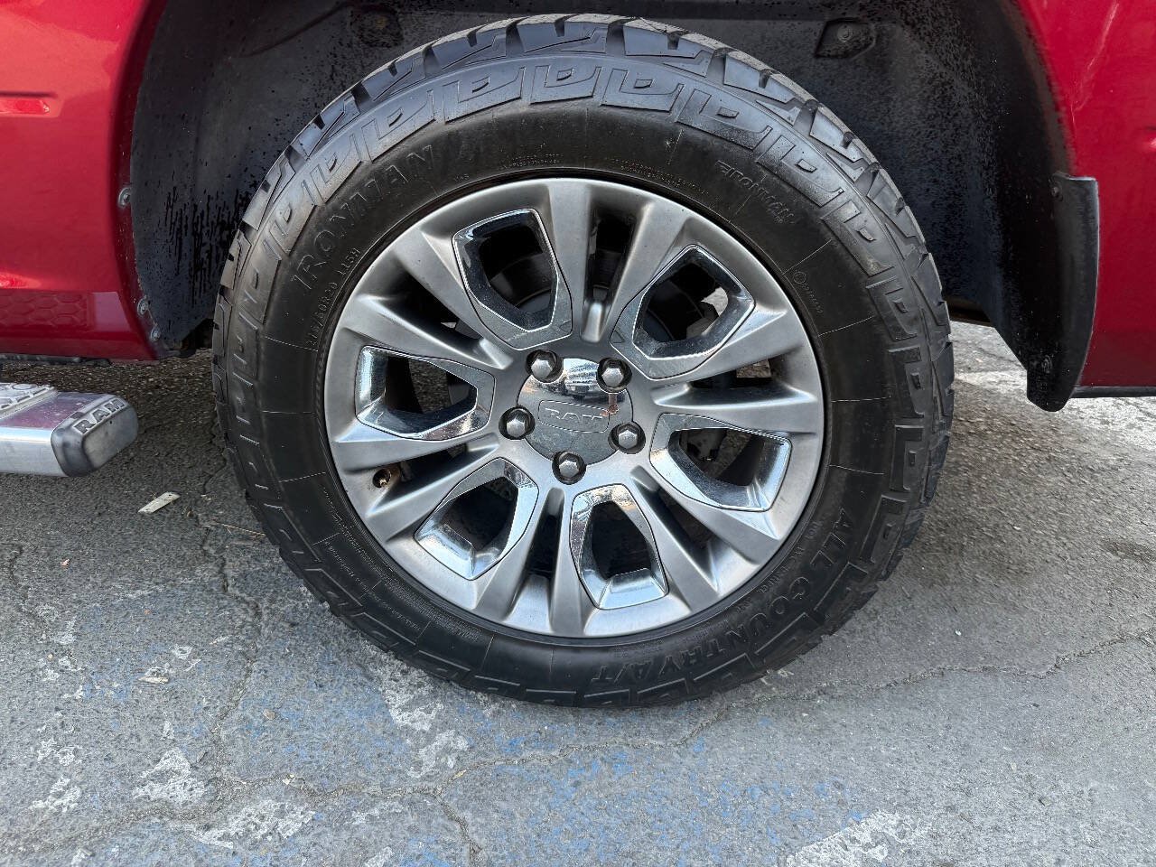 Used 2014 RAM 1500 Limited AWD/4WD image 20