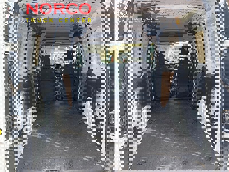 Used 2015 Ford Transit Connect XL image 12