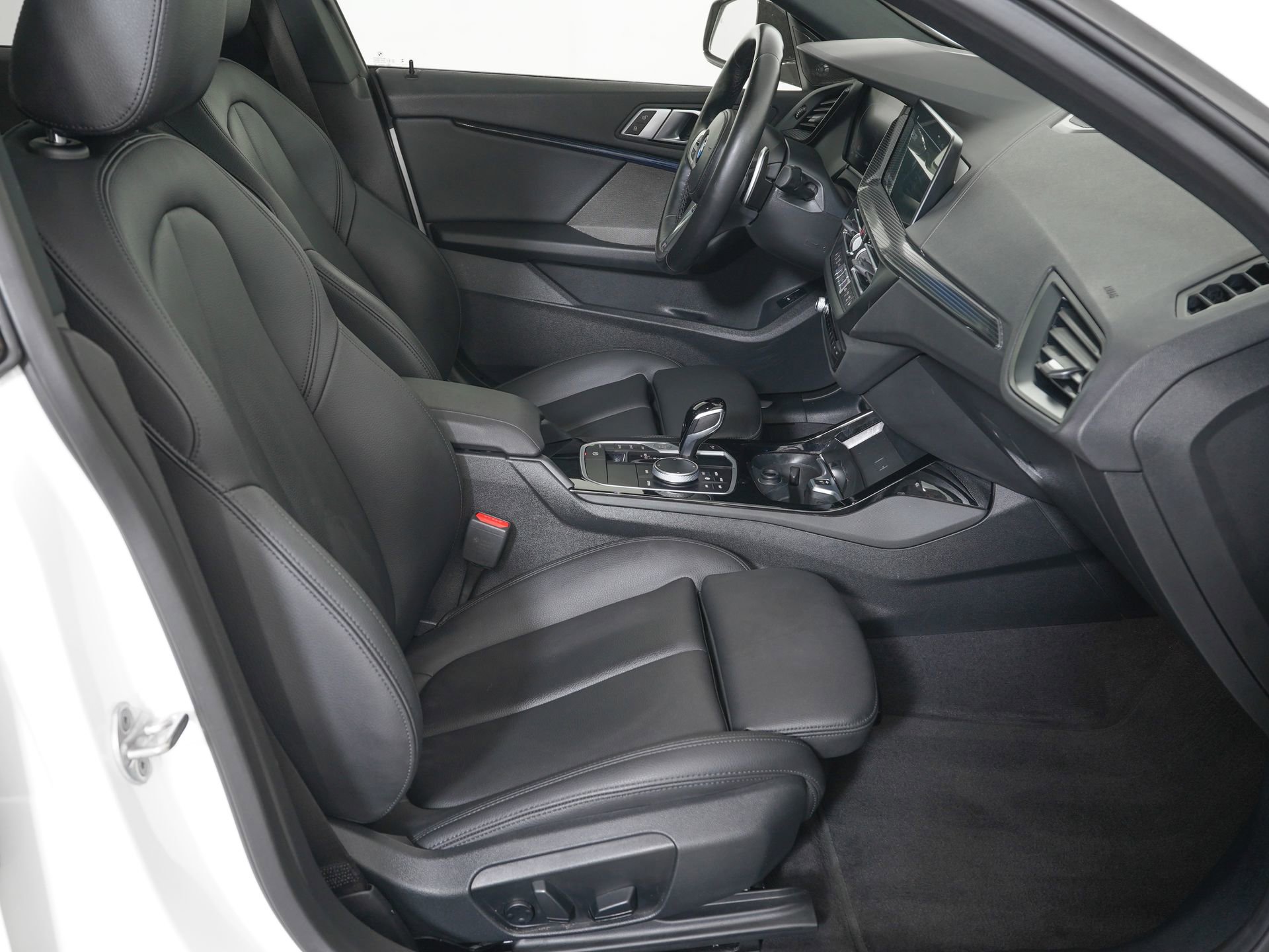 Used 2023 BMW 228i Gran Coupe w/ M Sport Package FWD image 8
