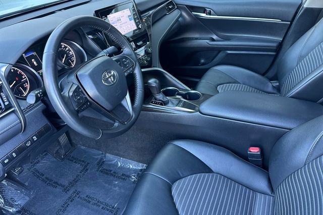 Used 2024 Toyota Camry SE w/ Blackout Package (TMS) image 11