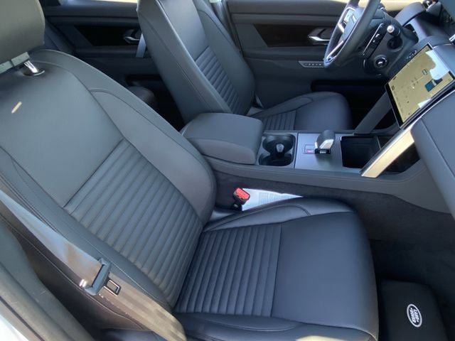 New 2025 Land Rover Discovery Sport S AWD/4WD image 11