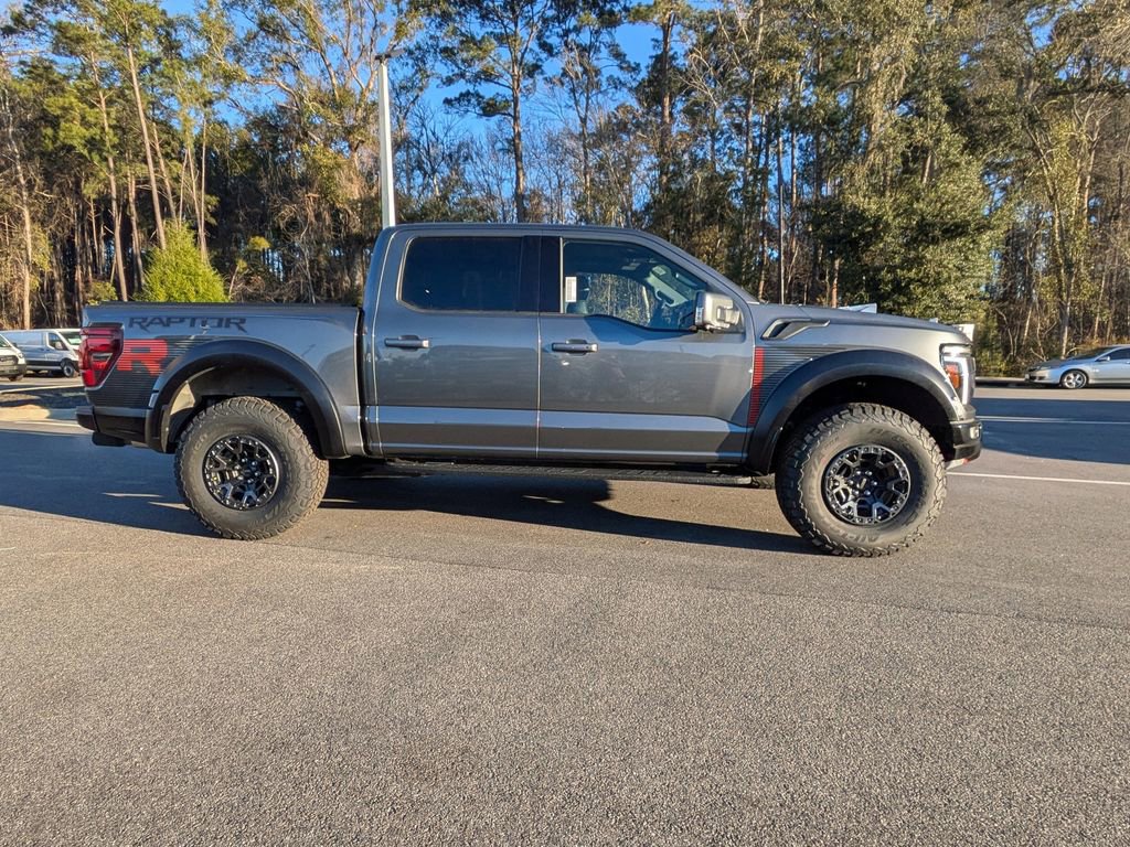 New 2025 Ford F150 Raptor w/ Equipment Group 803A Raptor R video 3