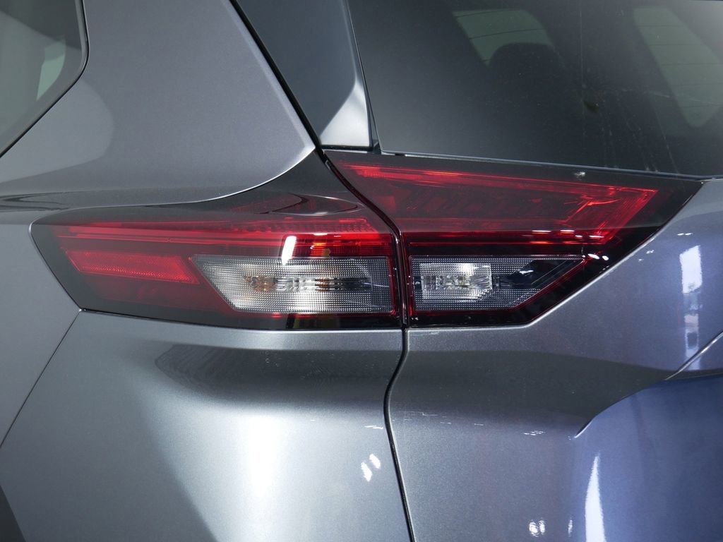 New 2026 Nissan Rogue SV AWD/4WD image 14