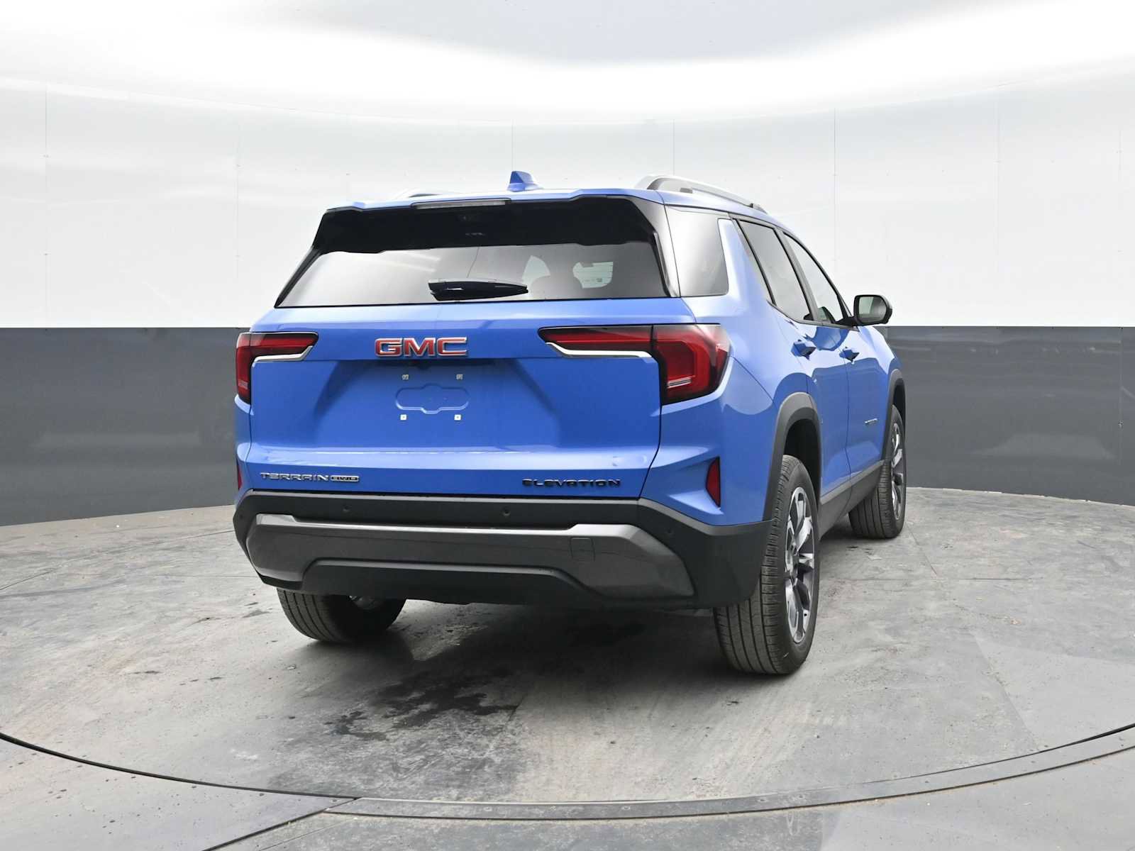 New 2026 GMC Terrain Elevation w/ Elevation Premium Package AWD/4WD image 8