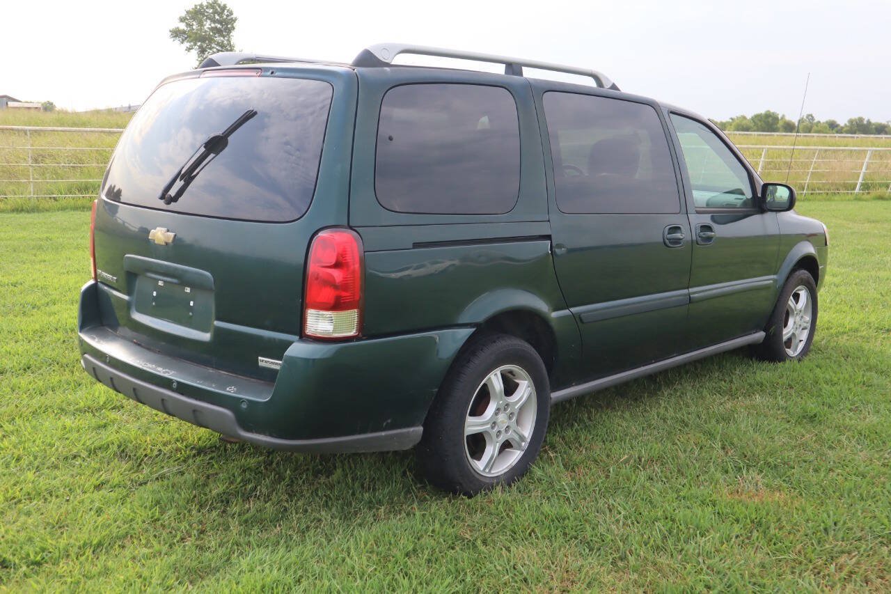 Used 2006 Chevrolet Uplander LT AWD/4WD image 2