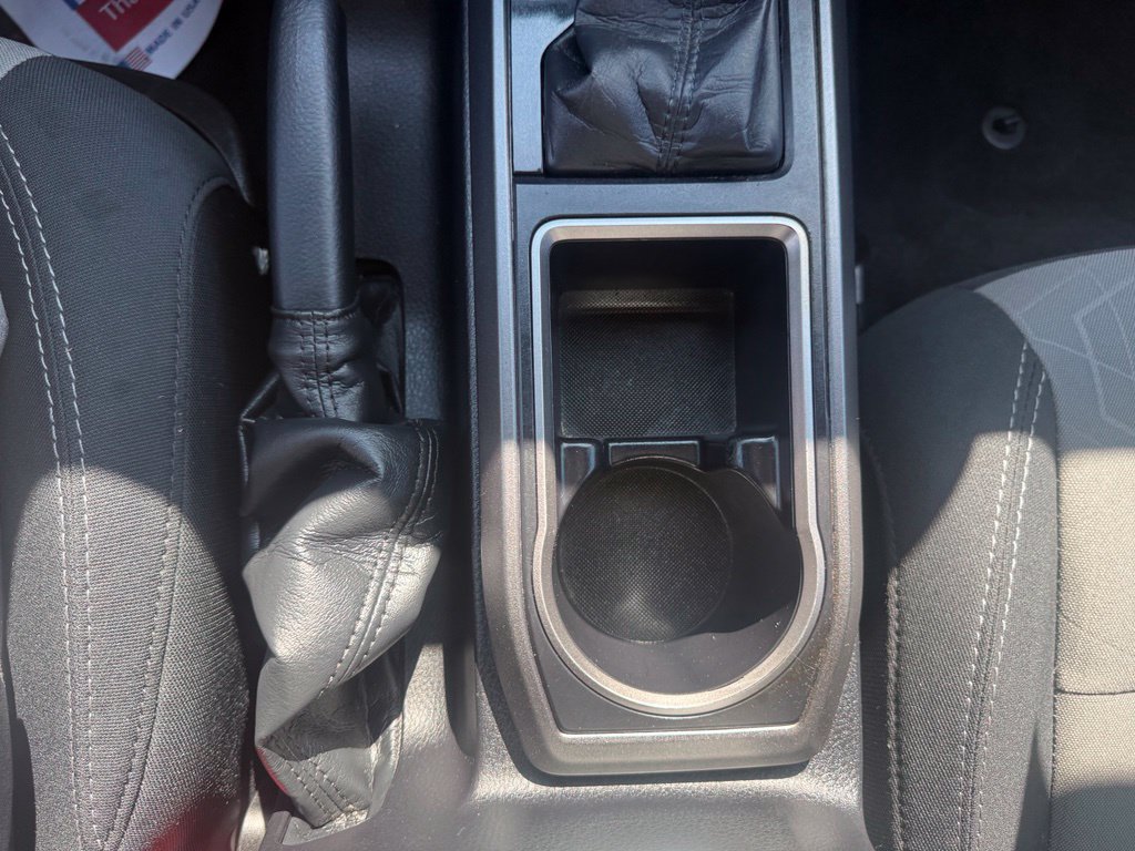 Used 2021 Toyota Tacoma TRD Sport AWD/4WD image 32