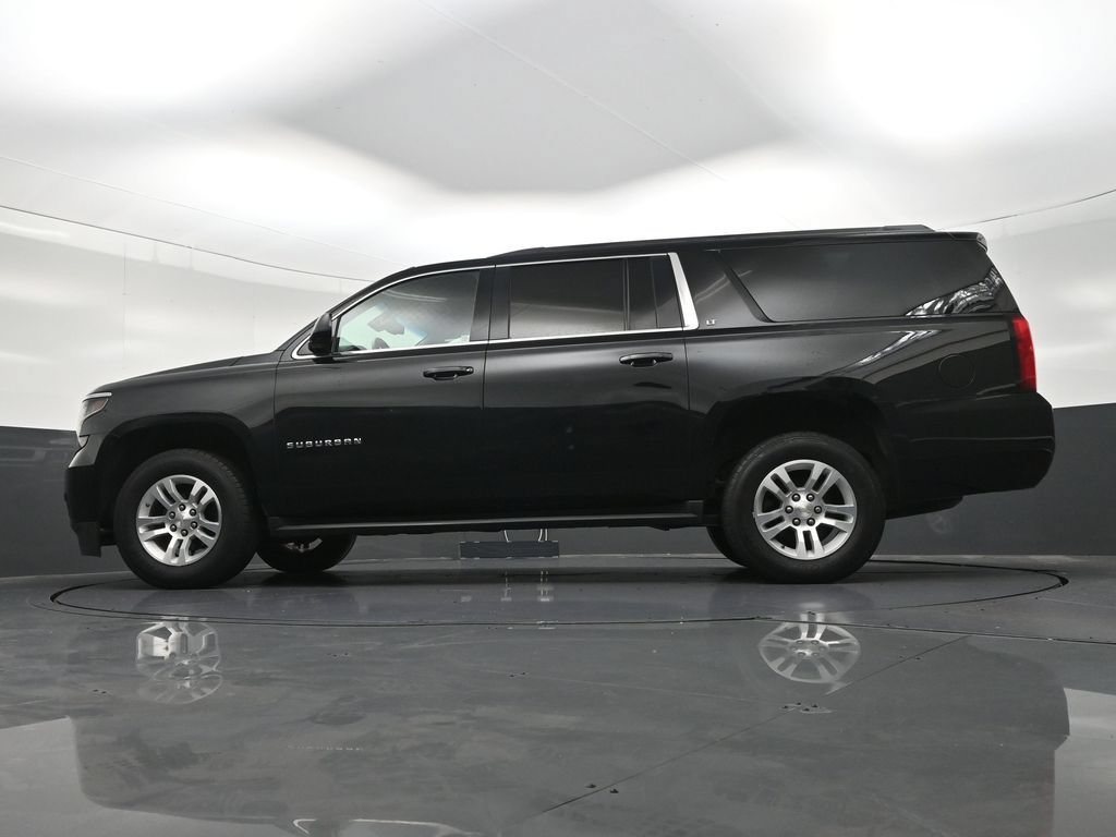 Used 2018 Chevrolet Suburban LT RWD image 25
