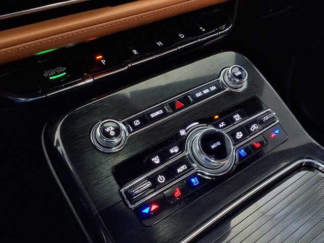 Certified 2023 Lincoln Nautilus Black Label w/ Class II Trailer Tow Package AWD/4WD image 12