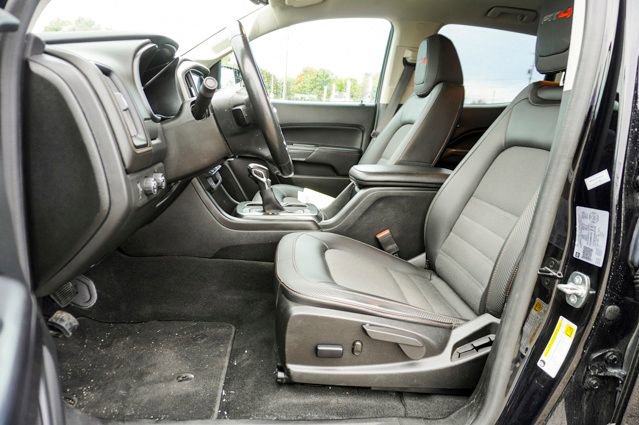 Used 2022 GMC Canyon AT4 image 13