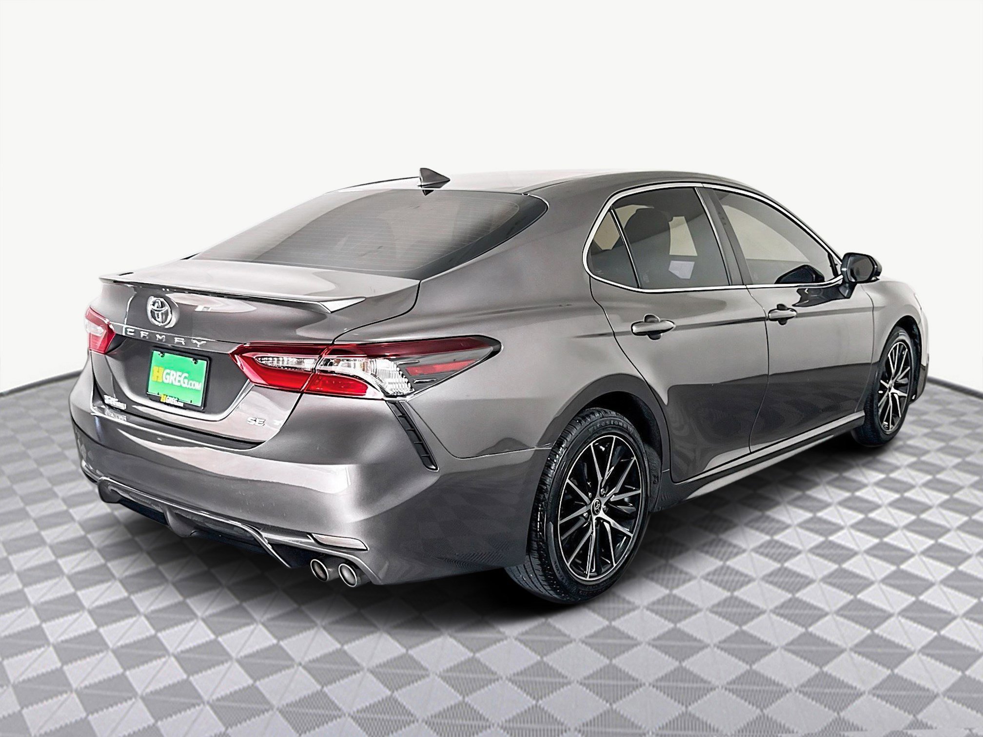 Used 2022 Toyota Camry SE image 10