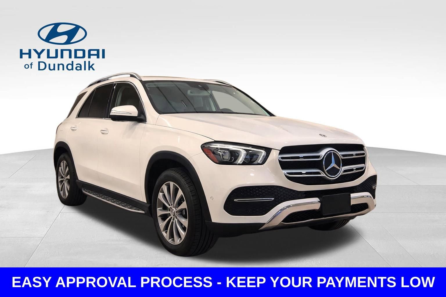 Used 2020 Mercedes-Benz GLE 350 4MATIC w/ Premium Package image 3
