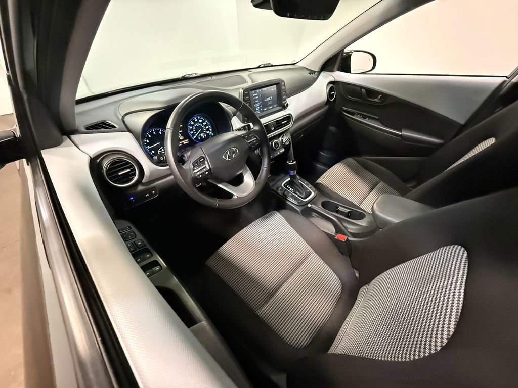 Used 2021 Hyundai Kona SEL Plus AWD/4WD image 58