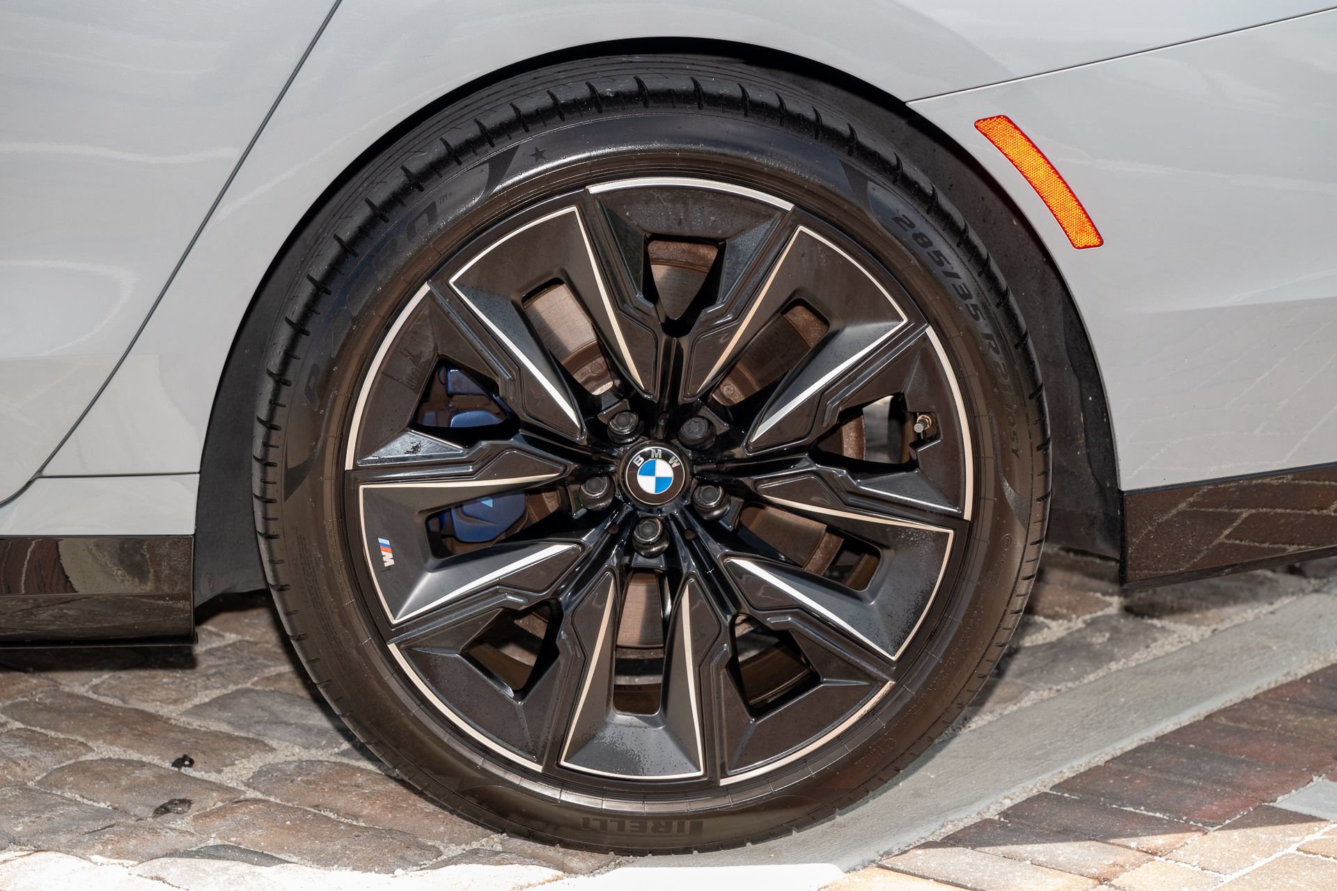 Used 2023 BMW 740i w/ Parking Assistance Package RWD image 54