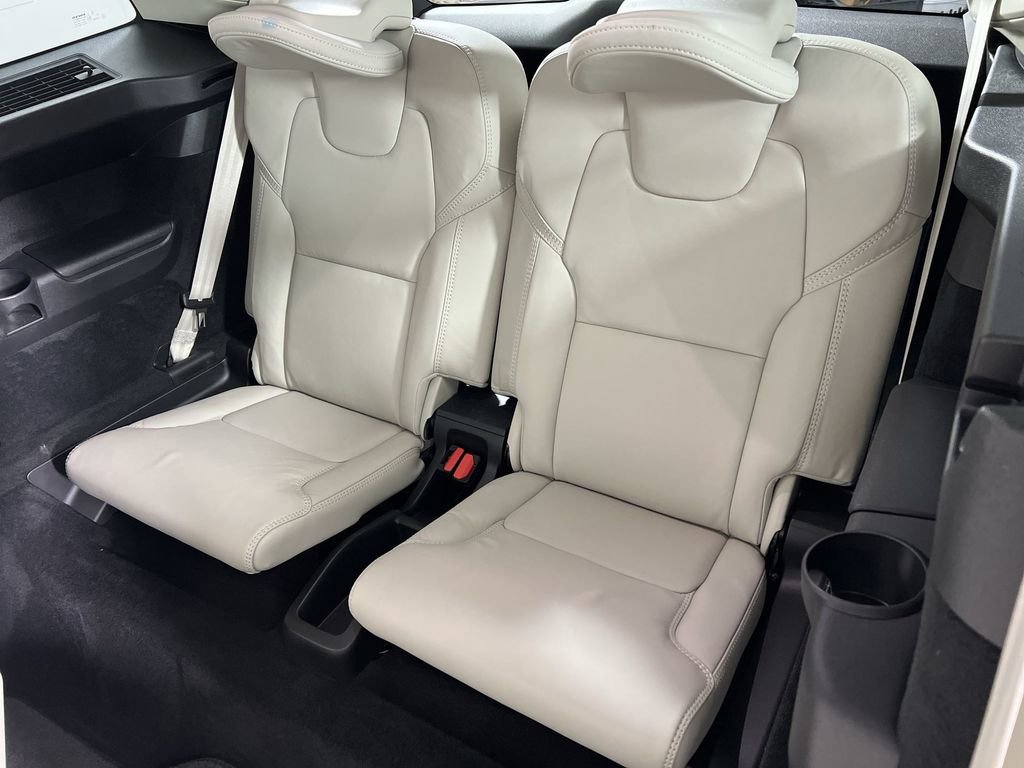 Used 2023 Volvo XC90 B6 Ultimate image 23