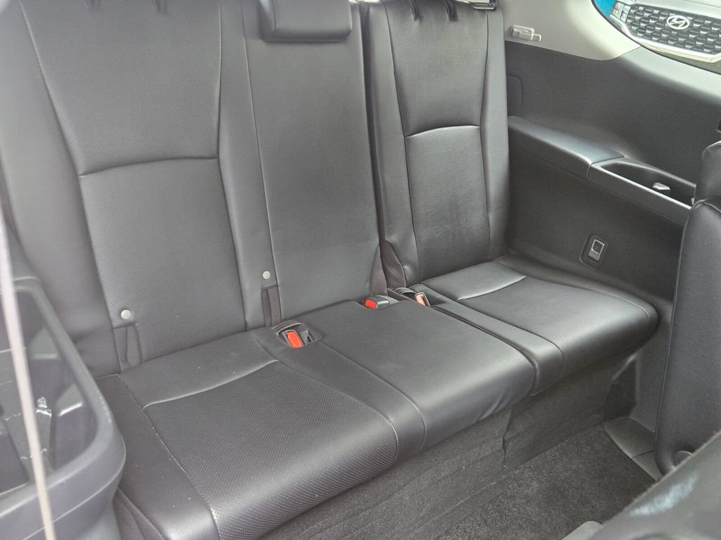Used 2024 Toyota Grand Highlander AWD Hybrid image 13