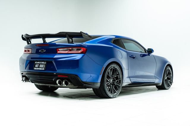 Used 2017 Chevrolet Camaro ZL1 RWD image 12
