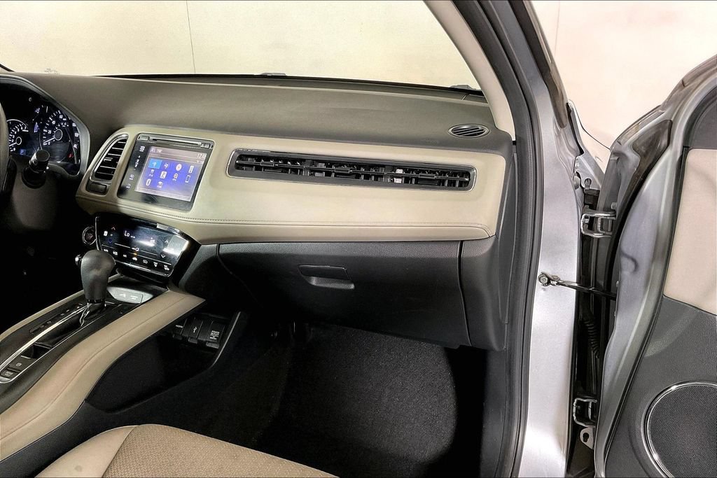 Used 2018 Honda HR-V EX image 16