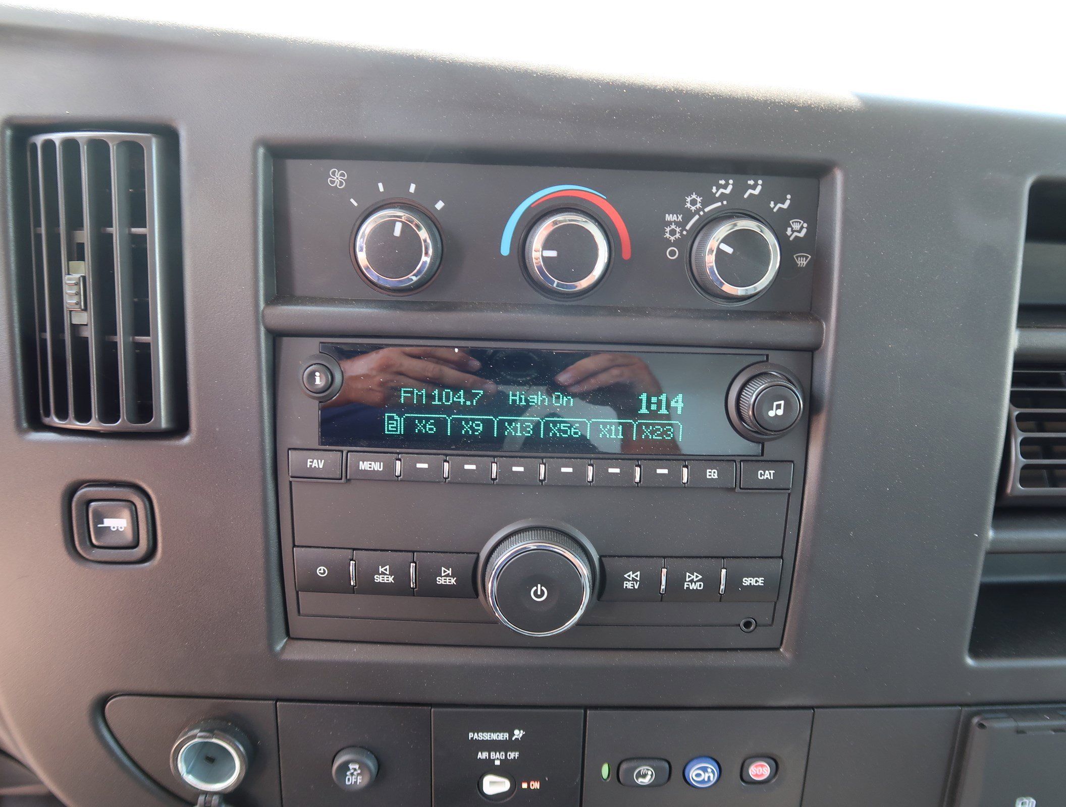 Used 2024 Chevrolet Express 3500 LS image 35