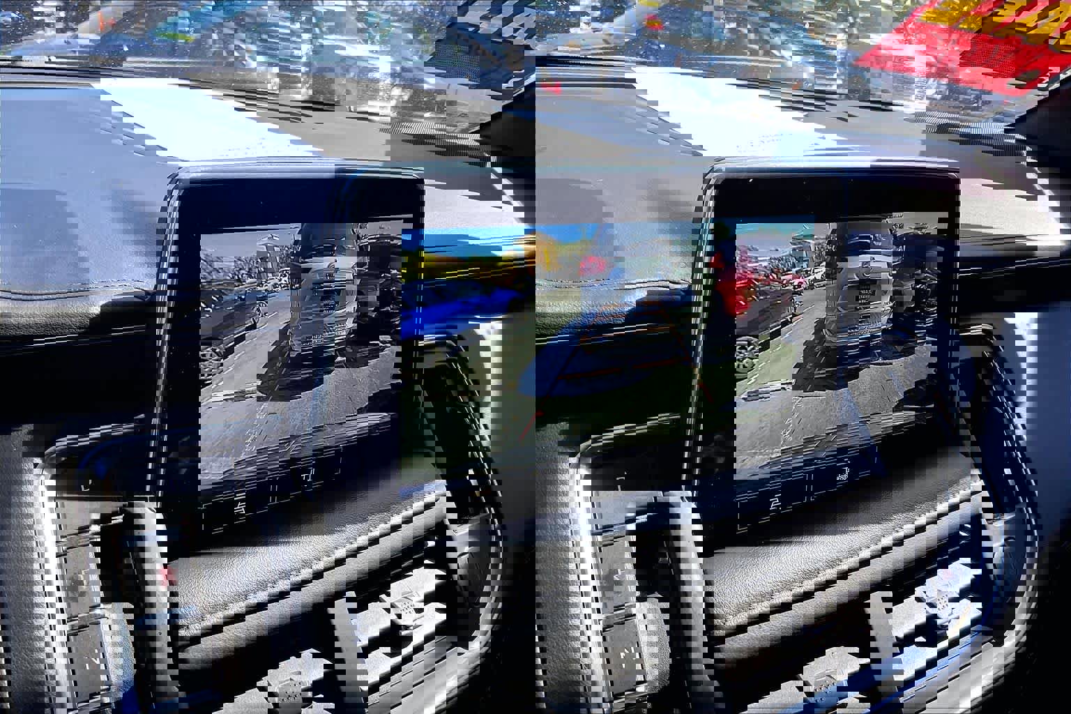 Used 2021 Chevrolet Tahoe Z71 image 21