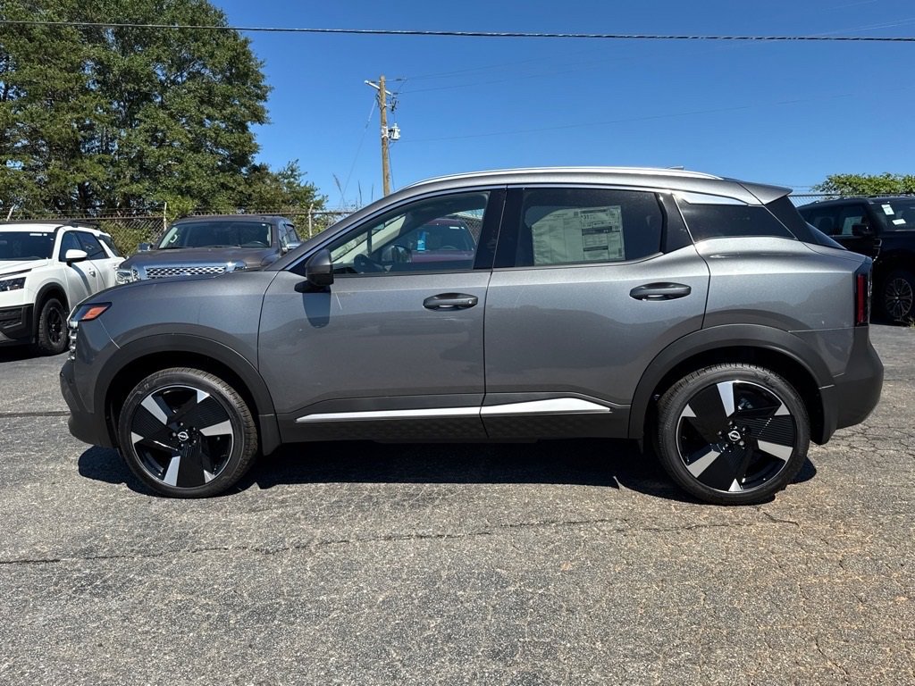 New 2025 Nissan Kicks SR image 6